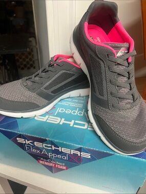 Skechers Women’s Gray Athletic Sneakers with Hot Pink Lining